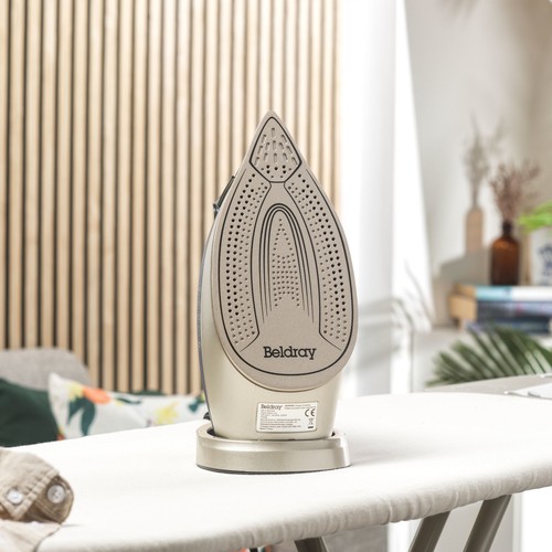 Beldray 3200W Steam Iron Digital Touchscreen Ceramic Soleplate Auto Shut-Off - Picture 6 of 11