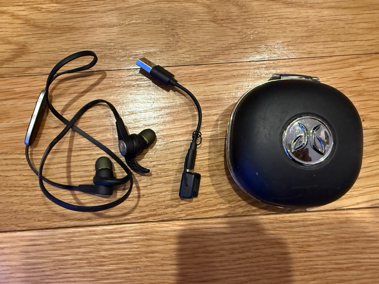 JayBird BlueBuds X Sport Wireless Bluetooth Earbuds