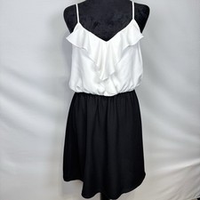 Dina Be Francesca's Sleeveless Black White Ruffle Front V-neck Medium Dress NWT