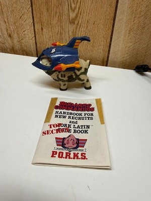 Vintage 1988 Playmates Barnyard Commandos R.A.M.S. - Pilot Fluff Pendleton