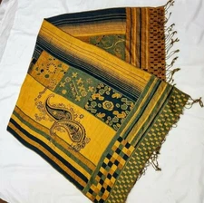 100% Pashmina Wool Scarf Shawl Teal Green Gold Tribal Paisley Pattern 74" x 27"