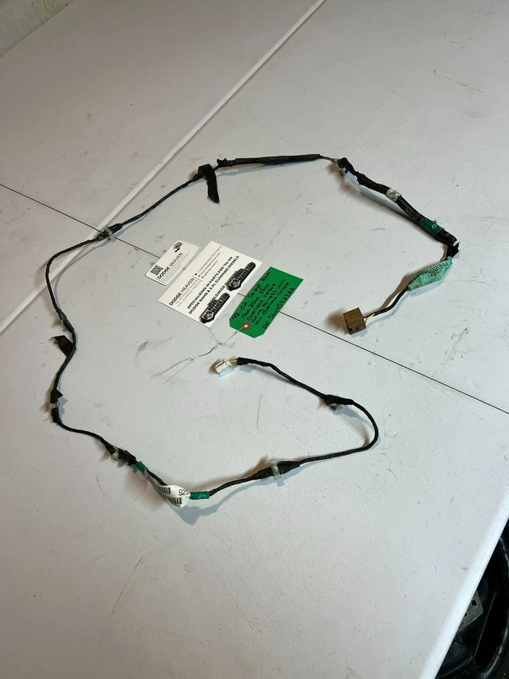 OEM 1998-2002 Dodge Ram 1500-3500 Overhead Console Wiring Hanress 56045923AA - Image 2 of 4