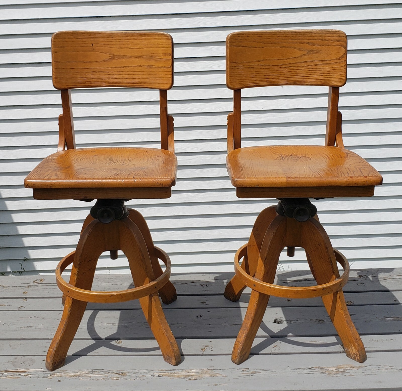 ANTIQUE VINTAGE INDUSTRIAL DESIGN DRAFTSMAN HI SWIVEL ADJUSTABLE CHAIRS