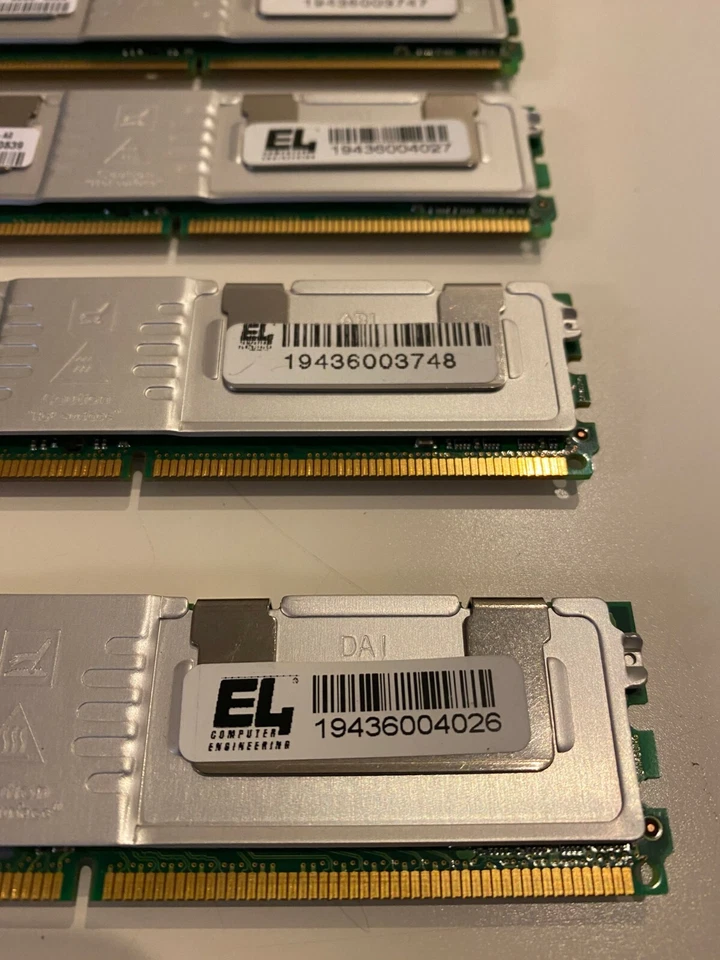 Memoria RAM 4 x SAMSUNG M395T2953EZ4-CE66 PC2-5300F-555-11-B0 RAM 1GB Server - Immagine 3 di 3