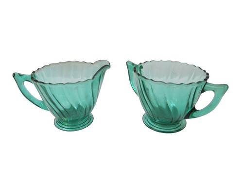 Hollydale Pottery Saucer Swirl Edge Chartreuse Green Vintage