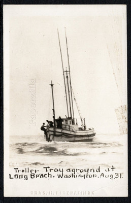 WA Long Beach RPPC 40's F/V TROY Salmon Troller AGROUND on August 31 Fitzpatrick
