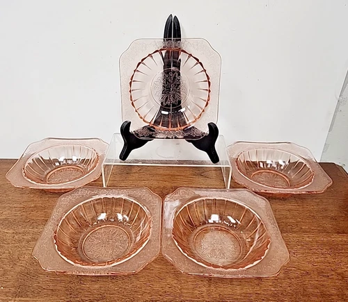 ADAM PINK JEANNETTE DEPRESSION GLASS SET OF FIVE CEREAL BOWLS