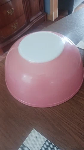 Vintage Pink Pyrex 404 Mixing Bowl