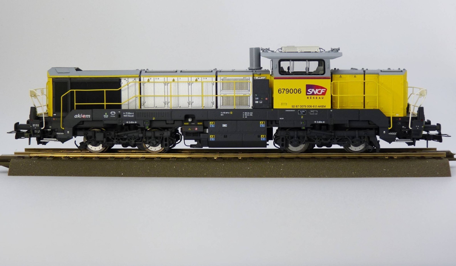 Jouef HJS2466 Vossloh DE 18 SNCF Réseau échelle HO 1/87