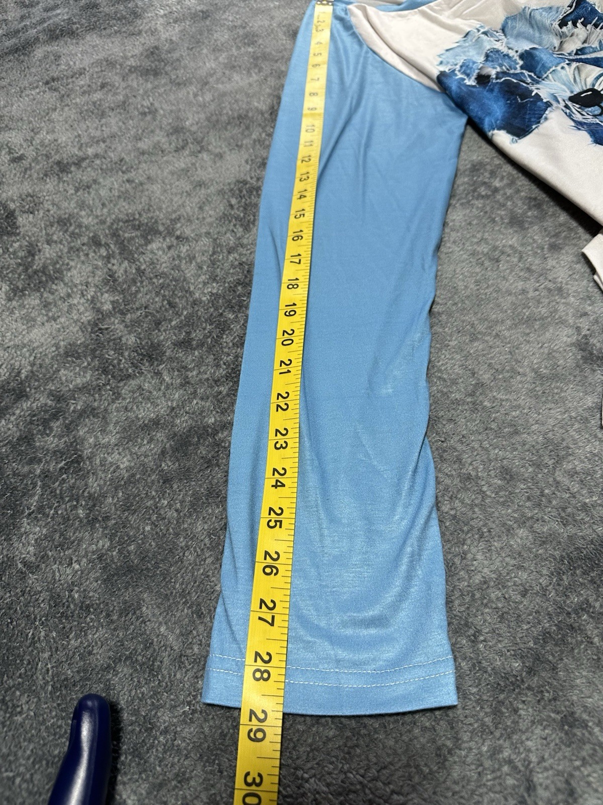 Dog Pattern Denim Patchwork Art T-Shirt Size M - image 6