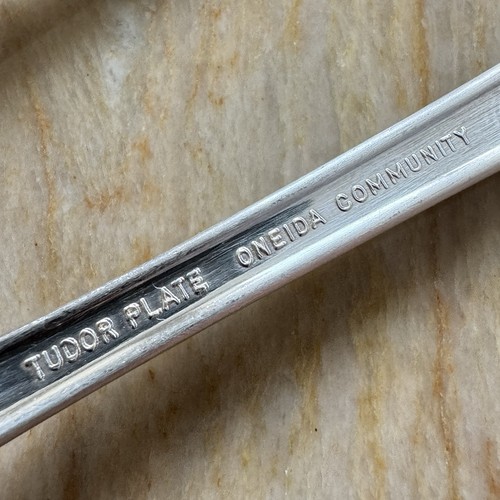 Oneida Community Tudor Plate 1946 Queen Bess II 4 Dinner Forks Silverplate - Picture 15 of 19