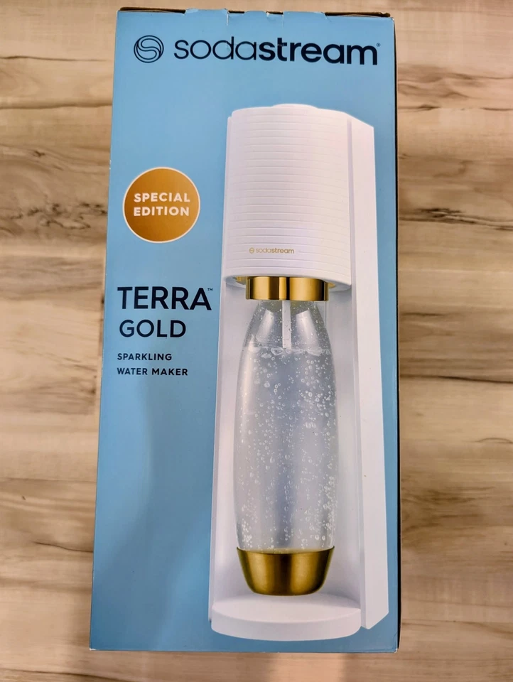 Máquina de agua con gas SodaStream Terra Gold CO2 y botella, edición especial Foto 2 de 4