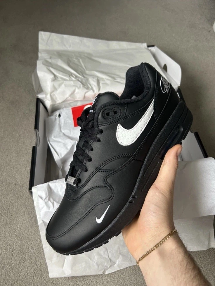 Supreme Nike Air Max 1 Noir UK9.5 / US 10.5 ✅ EN MAIN ✅ HF8813 001 ✅ NEUF ✅