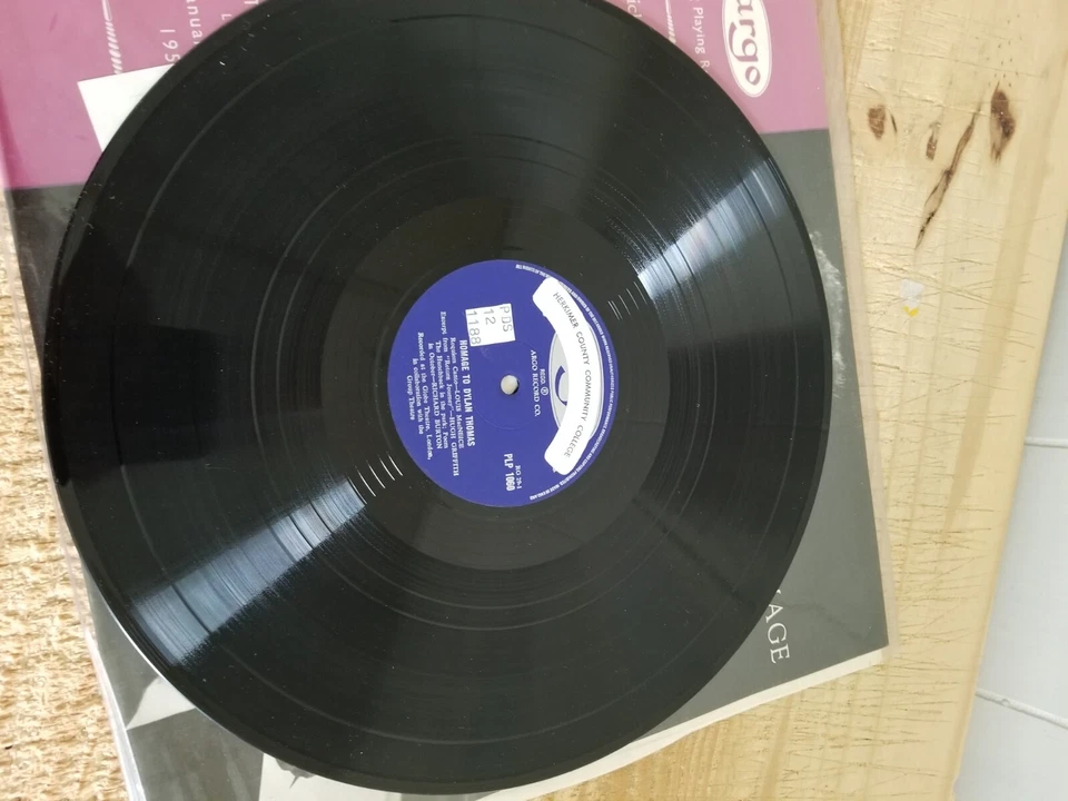 HOMAGE TO DYLAN THOMAS,GLOBE THEATER,1954.VTG ExLib VG+ LP RECORD*25 Foto 3 de 4