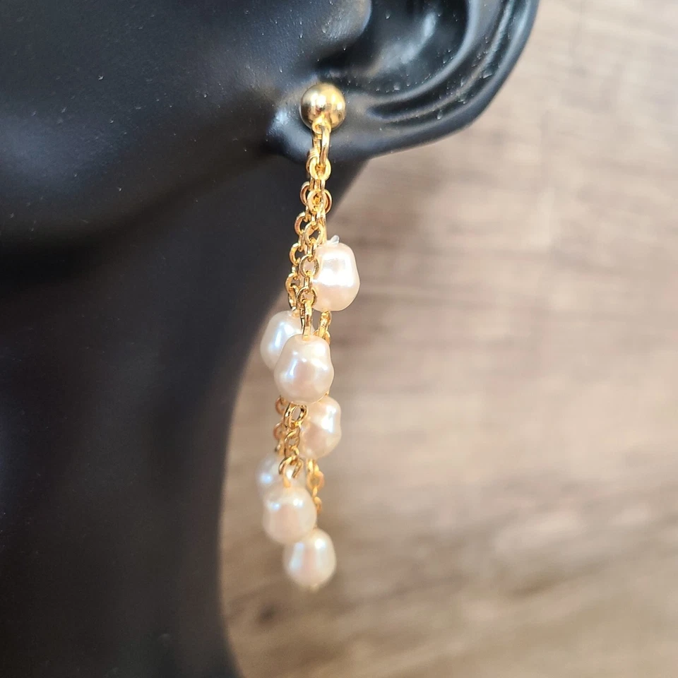 Pendientes perforados vintage 1999 Avon Multi Hilo ilusión perlada tono dorado Foto 2 de 4