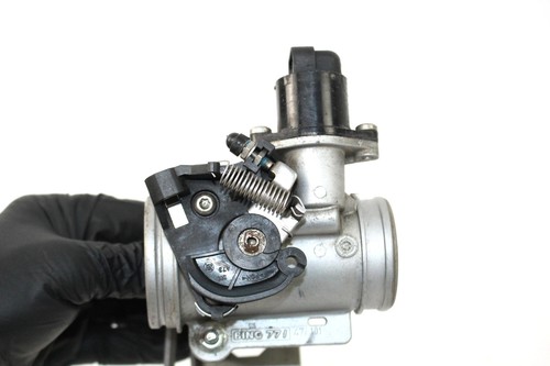 Carrocerías del acelerador izquierdo BMW R1200GS Adventure 06 - Imagen 4 de 6