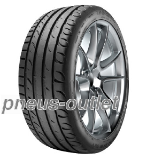 Pneu été Riken 225/40 ZR19 évite l'aquaplaning des voitures sport