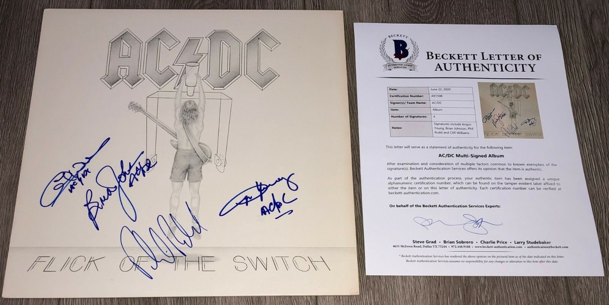 AC/DC Flick of the Switch サイン入り AC/DC Signed 'Flick Of The Switch' Vinyl LP - CharityStars