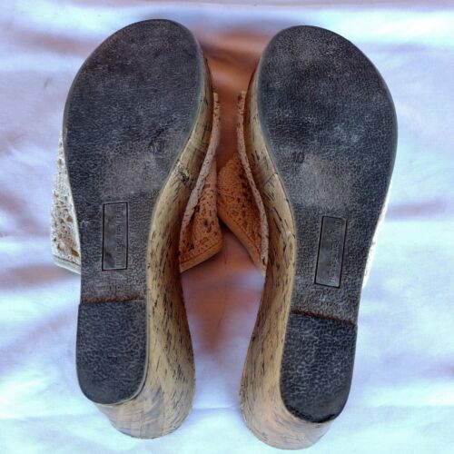Montego Bay Club Sandals Women's Slides Size 10 Brown Cream Crochet Cork Wedge - Picture 7 of 9