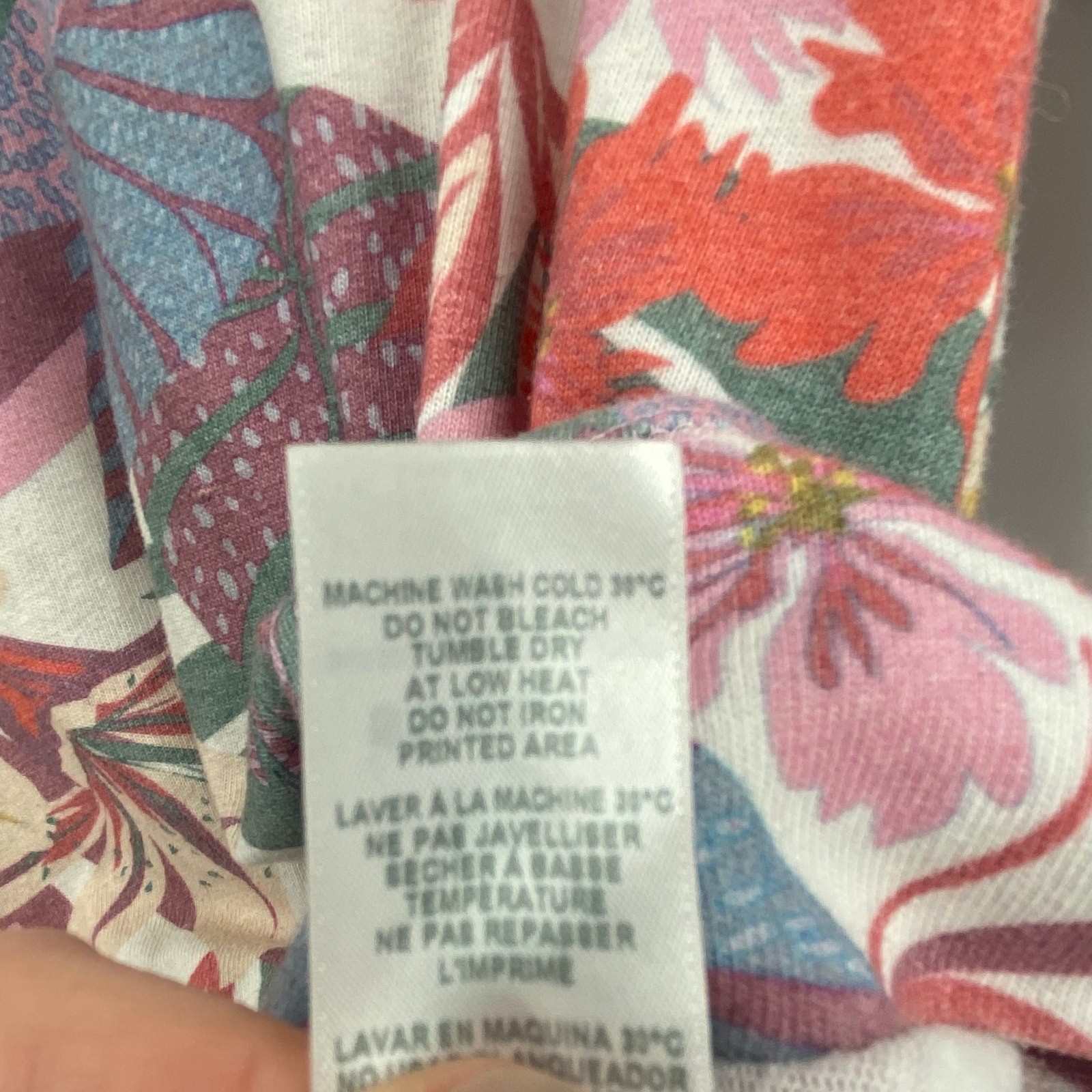 Sundry Women's Raglan Tropical Floral Pullover Sweatshirts Size Medium