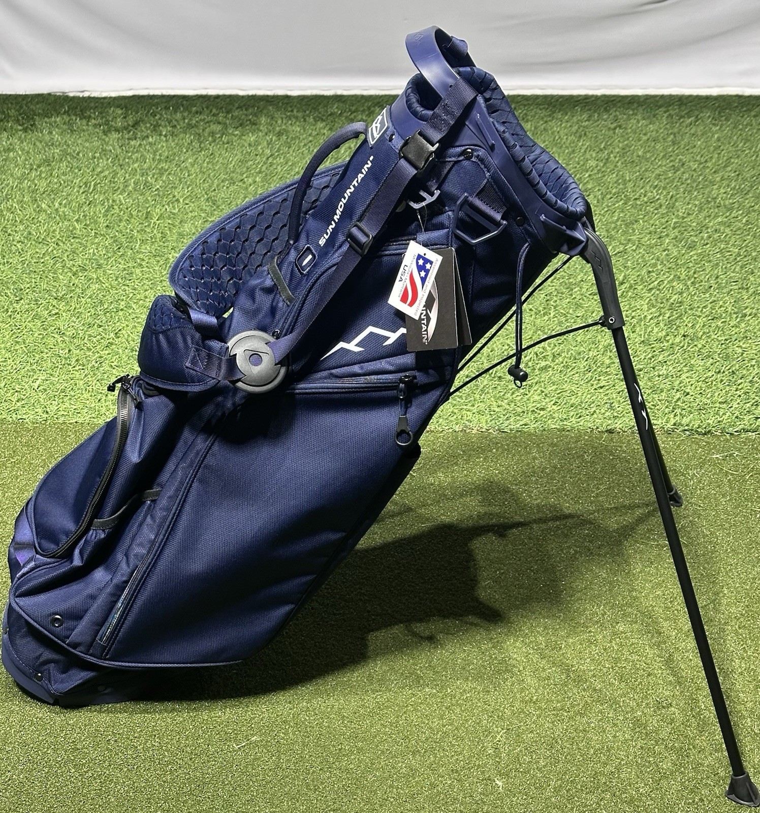 Color: Navy