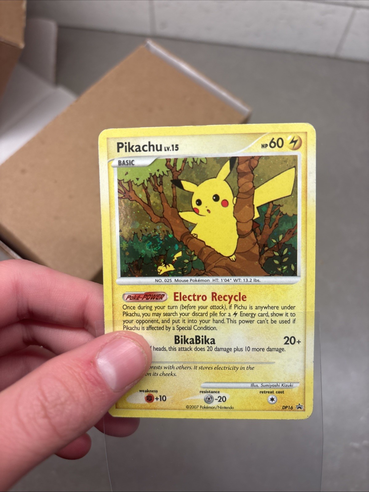 Pikachu Pokémon Diamond & Pearl Black Star Promo #DP16 2007 RARE