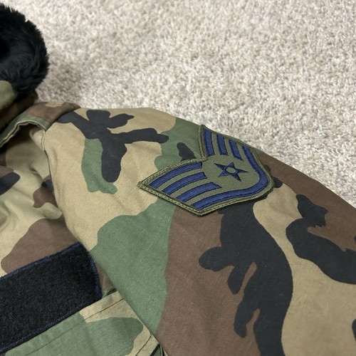 US Army M65 Field Jacket Woodland Camo Cold Weather Coat LARGE Long With Liner - Picture 6 of 11