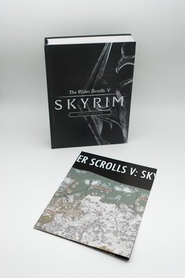 The Elder Scrolls V - Skyrim * Special Edition 2016 gebunden Lösungsbuch + Karte