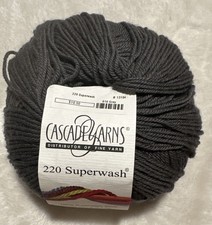 Cascade Yarns 220 Superwash 100 Superwash Wool 816 Gray 100g 3.5