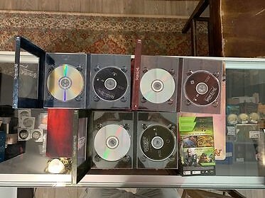 The Lord of the Rings Limited Edition Trilogy DVD (B47) - Picture 2 of 5