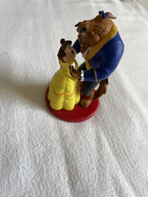 S068 Disney Figur 9cm Belle  Die schöne und das Biest 