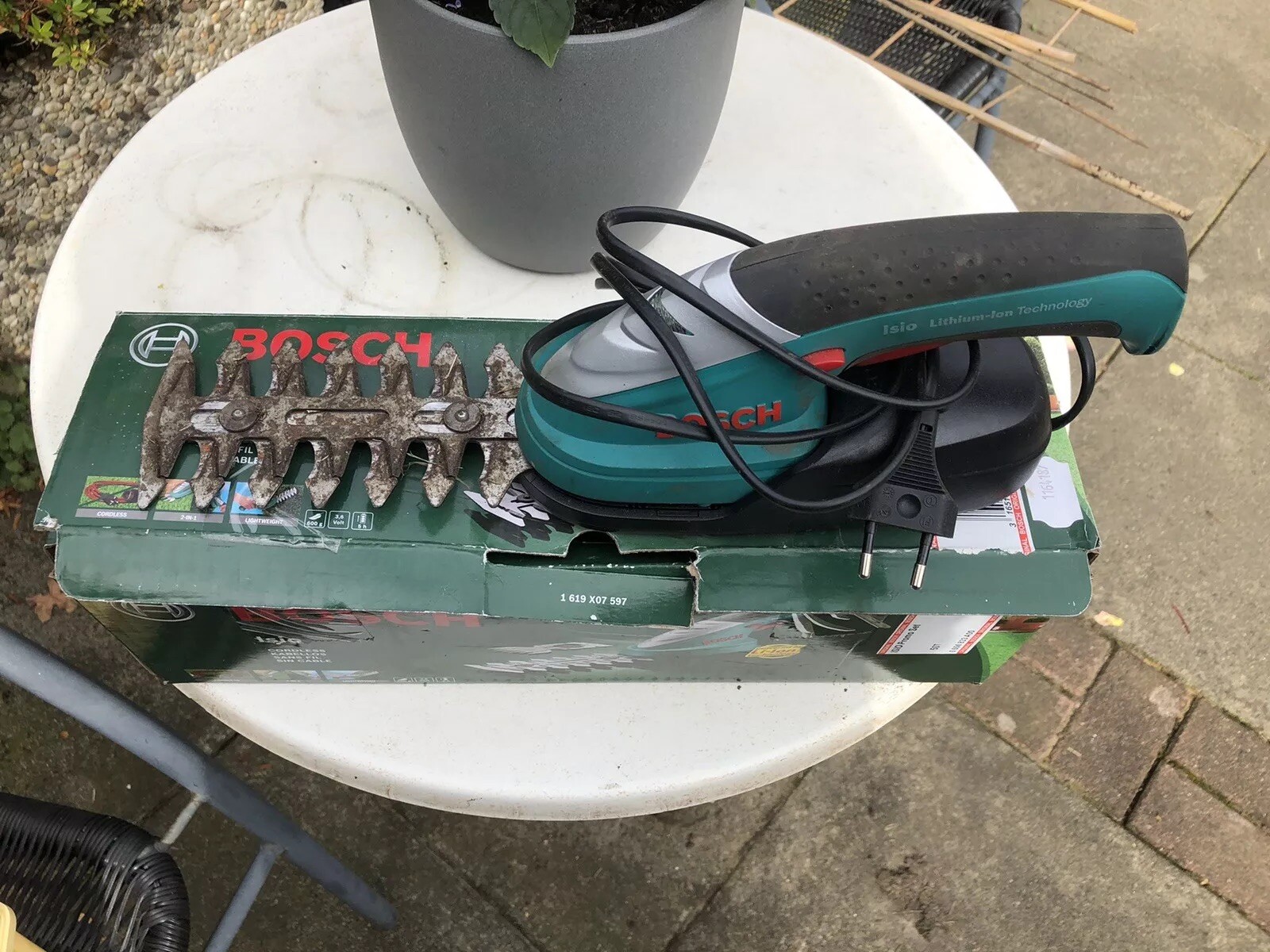 Bosch ISIO Akku Gras- und Strauchscheren-Set (0600833A00) online 