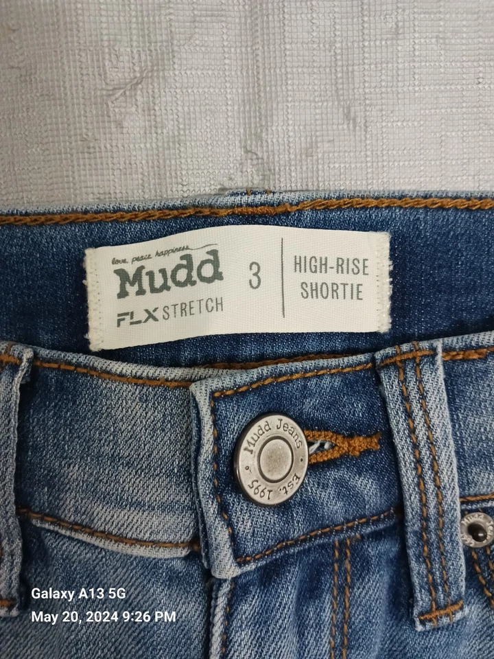 Damas Daisy Dukes Cortados Vaqueros Pantalones Cortos Mudd FLX W24 RIS 9" Foto 2 de 4