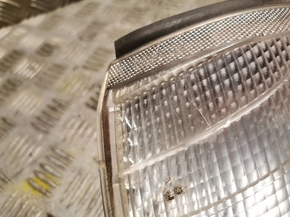 MERCEDES-BENZ C T-Model S202 Luce di svolta anteriore sinistra 2028260743 - Immagine 2 di 4