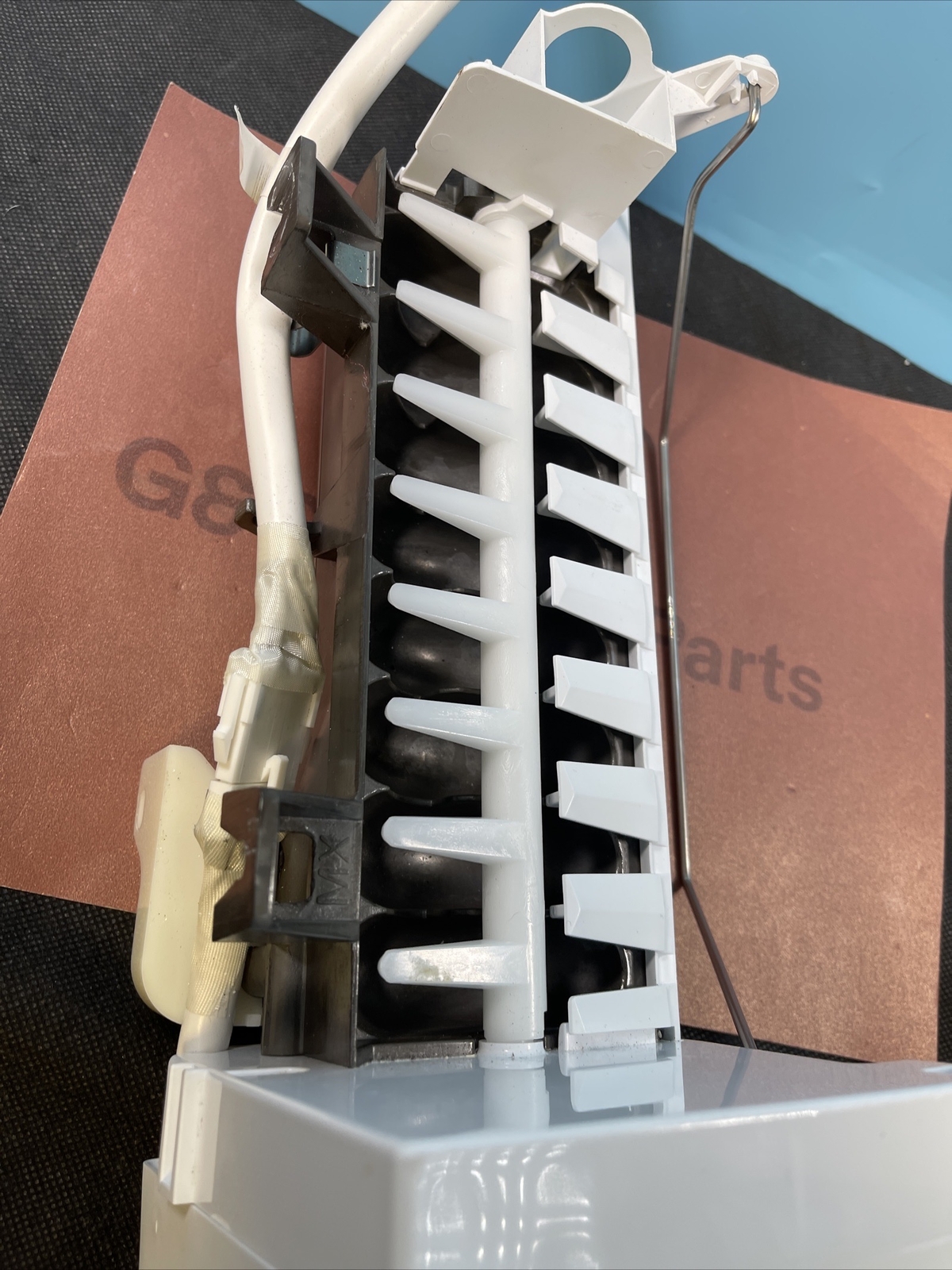 WHIRLPOOL REFRIGERATOR ICE MAKER PART # W11529131 | eBay