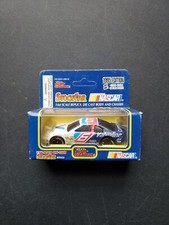 Mark Martin #6 Valvoline Racing Champions 1995 Stock Car 1/64 Diecast Nascar