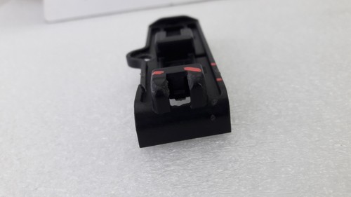 supporto guida slitta in plastica MOPAR JEEP COMPASS II(MP) 68244424AA - Foto 4 di 12