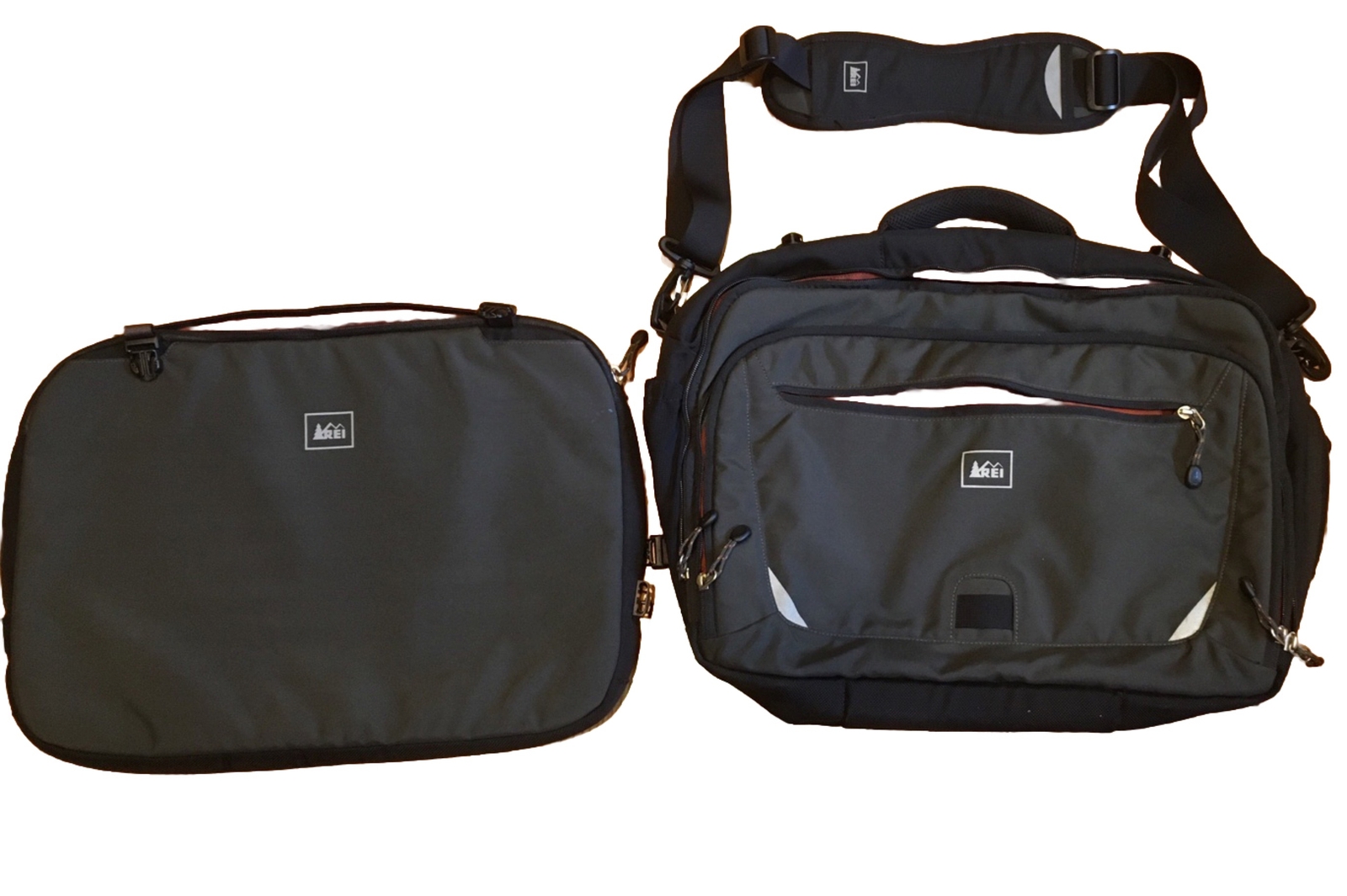 REI Quantum Checkpoint Brief Case Padded Laptop Shoulder Messenger Bag