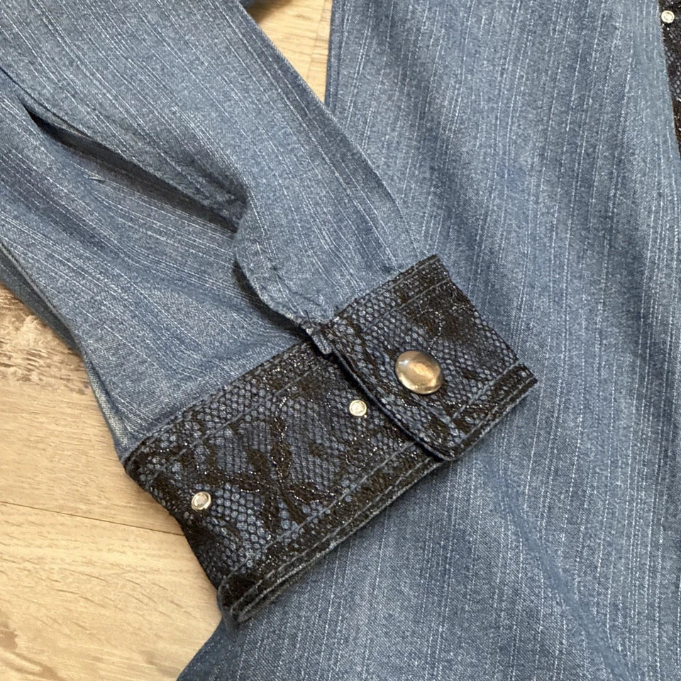 De Colección Y2K Fleur De Lis Western Denim Chaqueta Camisa Abotonada Vaquera Talla M Foto 3 de 4