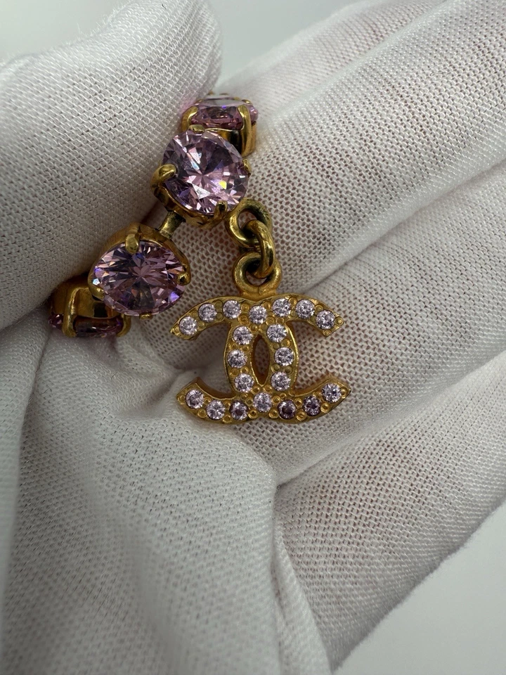 Ultra-Rare Chanel 95P Barbie Runway Pink Rhinestone Choker - Image 4 of 4