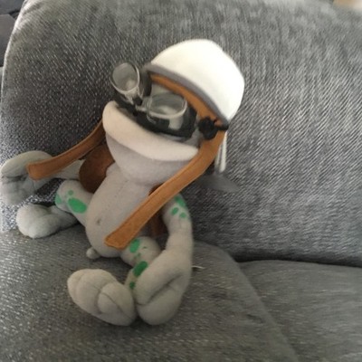 Crazy Frog Annoying Thing Small Plush With Sounds Window Suckers