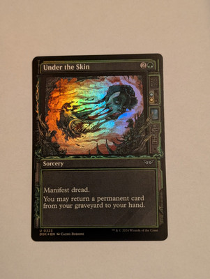 Under the Skin (Showcase Foil) - DSK 0323 - NM - MTG
