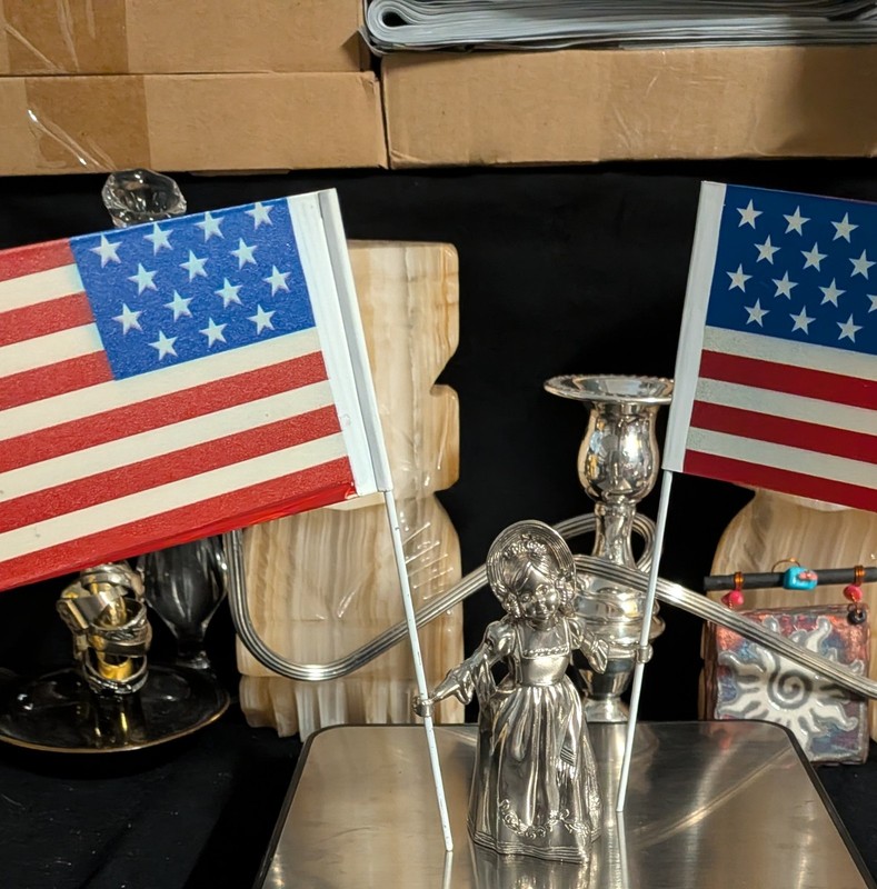 Vintage Colonial Girl Match Holder Candle Snuffer w/ American Flags Patriotic! 