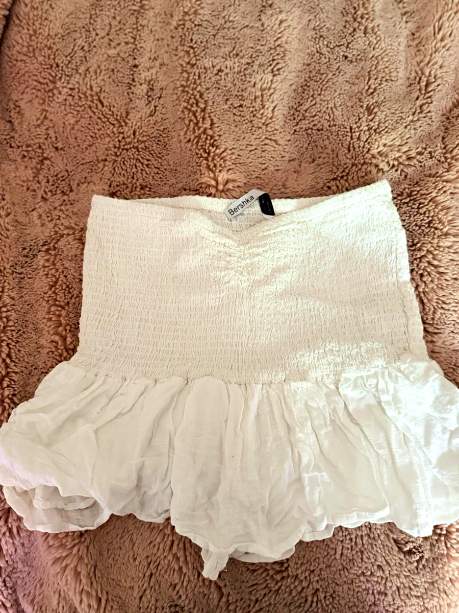 Mini Skort Bershka Blanco con Volantes Sólidos, Cintura Elástica, Para Mujer Talla M