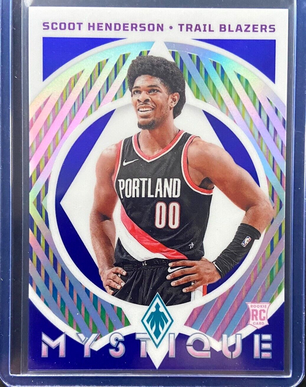 2023-24 Panini Phoenix NBA Scoot Henderson RC Mystique Blue /25 Card #17 MINT!