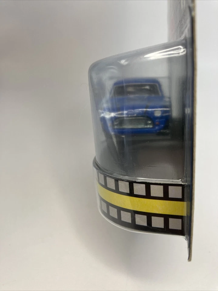 Hot Wheels Retro Entertainment The Italian Job Blue Morris Mini - Image 3 of 4