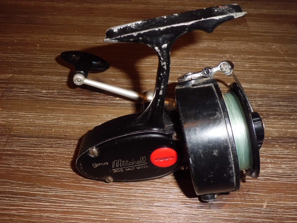 Vintage GARCIA MITCHELL 302 Saltwater Spinning Reel made in France 
