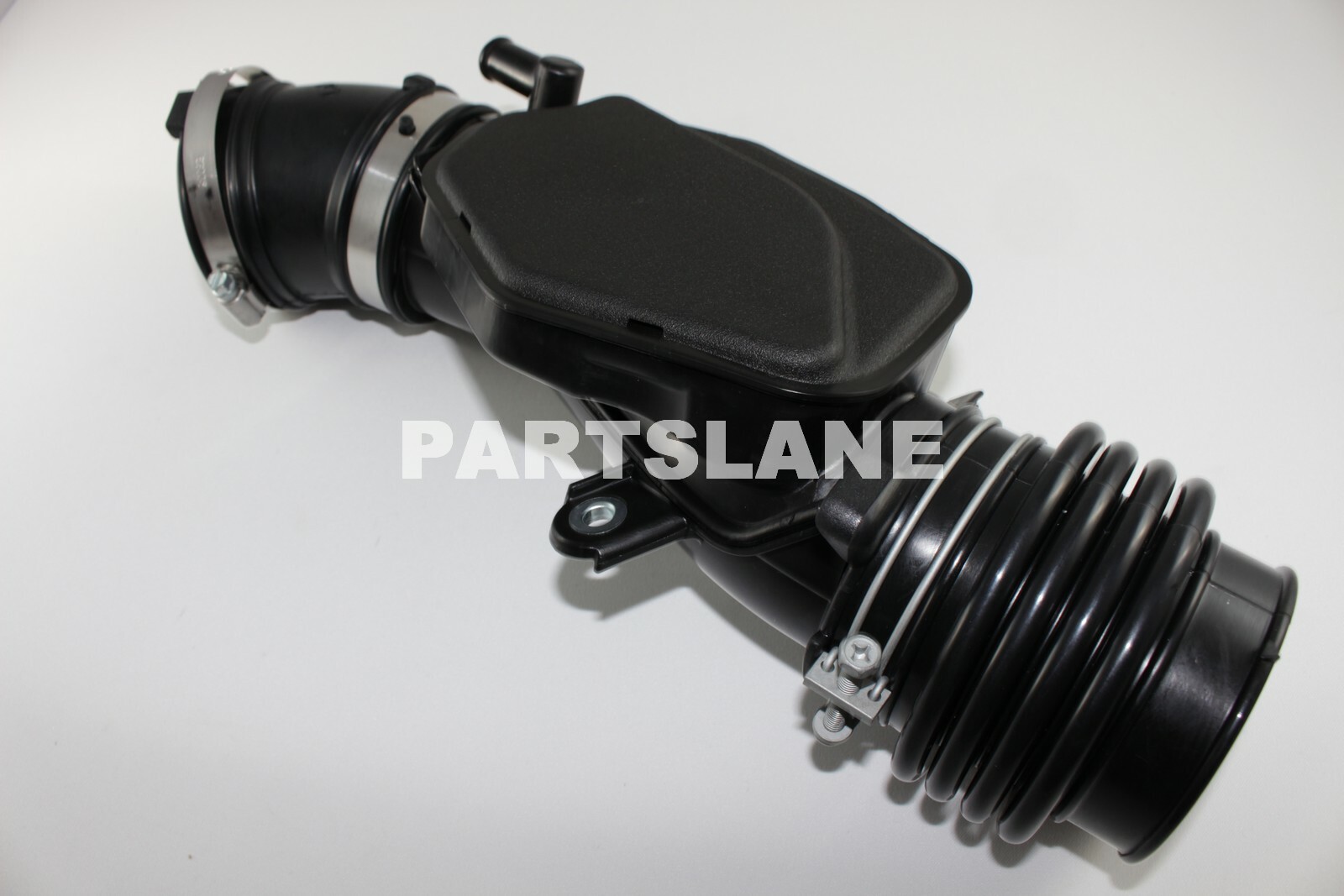 Infiniti Nissan OEM 0608 M35 Air Cleanerrear Intake Duct Tube Hose 16576EG00A for sale online