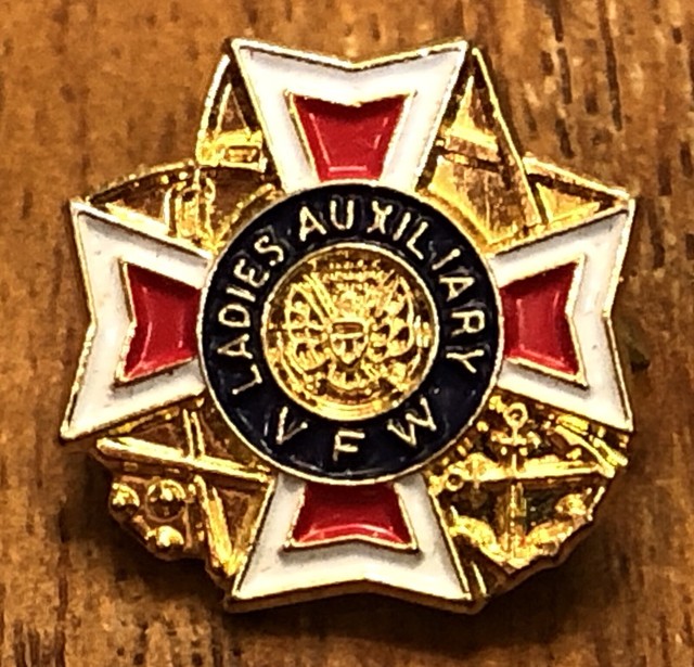 VFW Veterans Of Foreign Wars Ladies Auxiliary Lapel Hat Pin USA