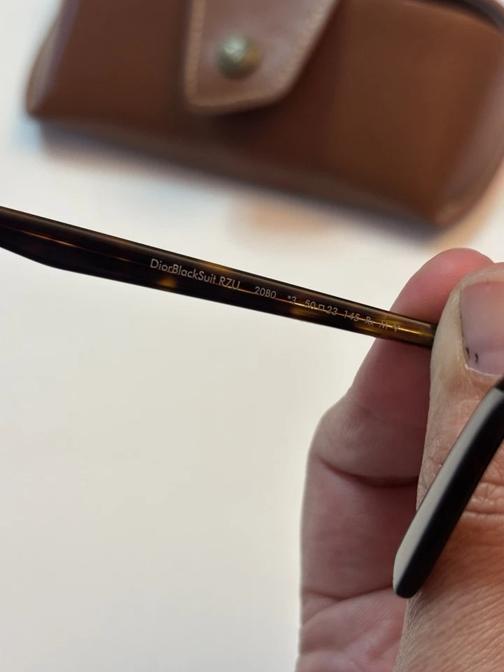 Gafas de sol Dior Blacksuit R7U marco de metal redondo Foto 4 de 4